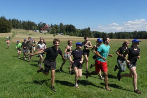 Jugend auf dem Raichberg. Foto: Schwäbische Albvereinsjugend
